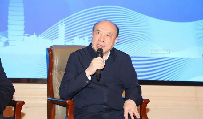 完美体育：2024年26院士论氢探讨氢能商业化运行模式(图2)
