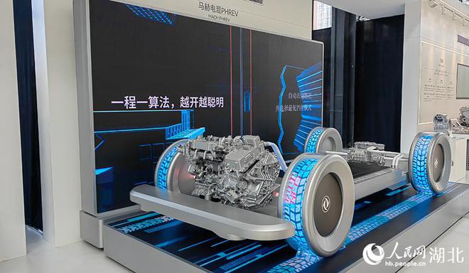 完美体育：行进中国｜6297项发明专利背后的智造突围(图1)