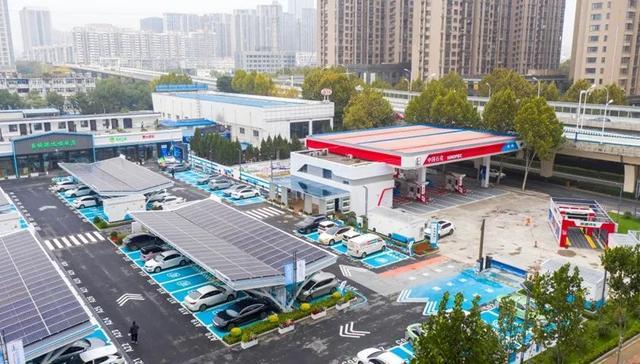 完美体育网站：万亿资本强势入局新能源赛道“三桶油”转型谁将领跑(图4)