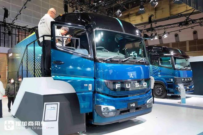 2025日本移动出行展｜氢内燃机、氢燃料电池卡车同台竞技！三菱扶桑现场展车阵容实拍(图13)