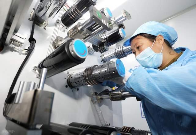 当全世界都在赌纯电长城汽车用10年等一个没人看好的答案？(图3)