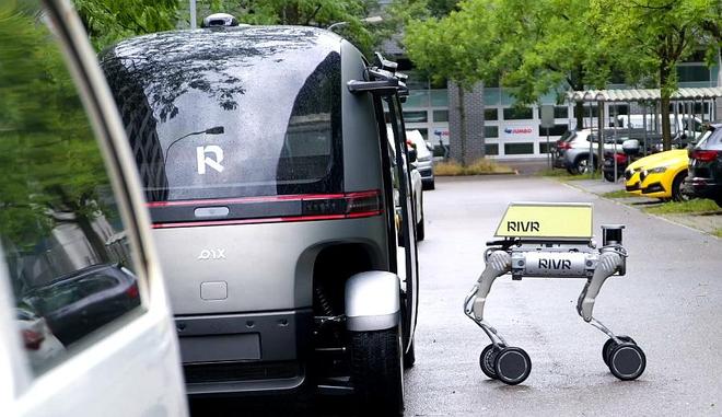 完美体育网站：回首“十四五”、奋进新征程丨嘉定汽车规上工业产值跨越3000亿元关口这就是“汽车城”产业韧性(图4)