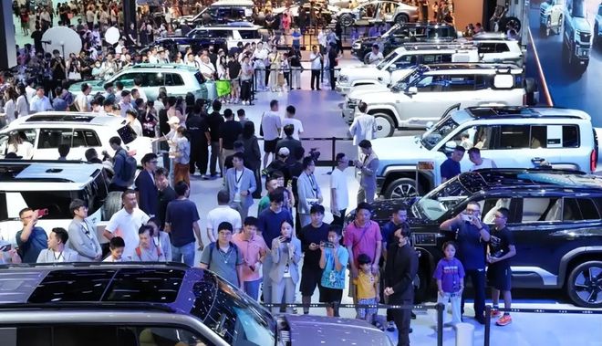 欧盟禁燃令刚撕碎日韩砸万亿押注氢能中国两条腿走路赢麻了？(图4)