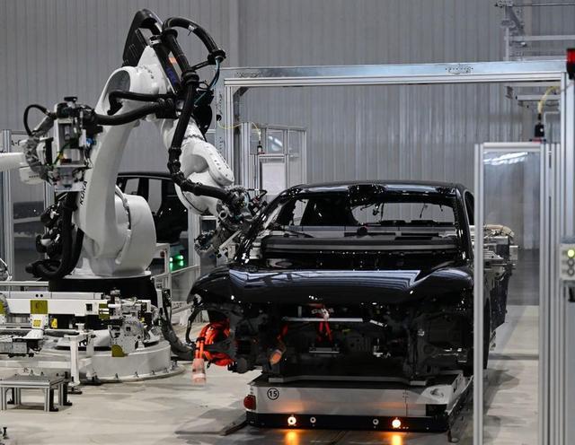 完美体育：西方不搞电车集体拥抱氢能中国电动车错了吗？马斯克一语道破(图3)